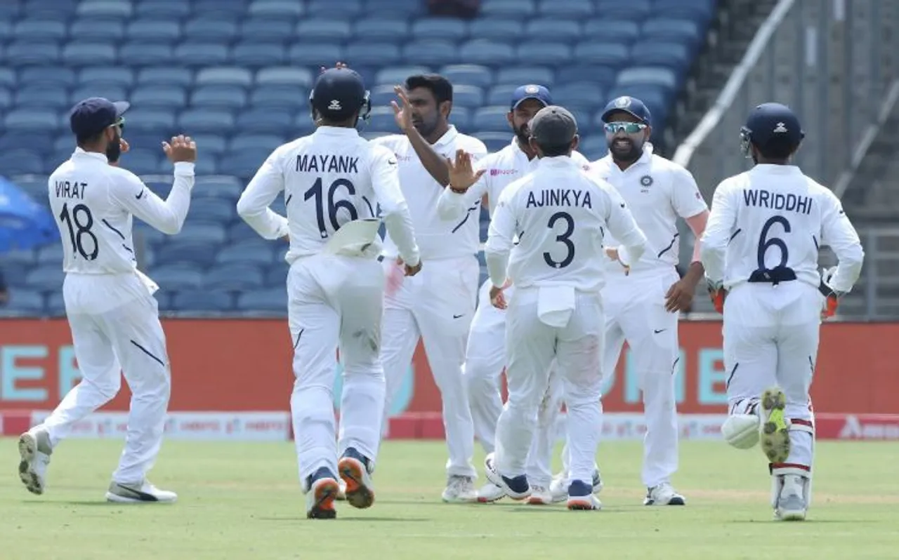 IND VS SA : भारत की गिरफ्त में आया मैच, दक्षिण अफ्रीका 275 पर All Out, जानें पूरे दिन का हाल