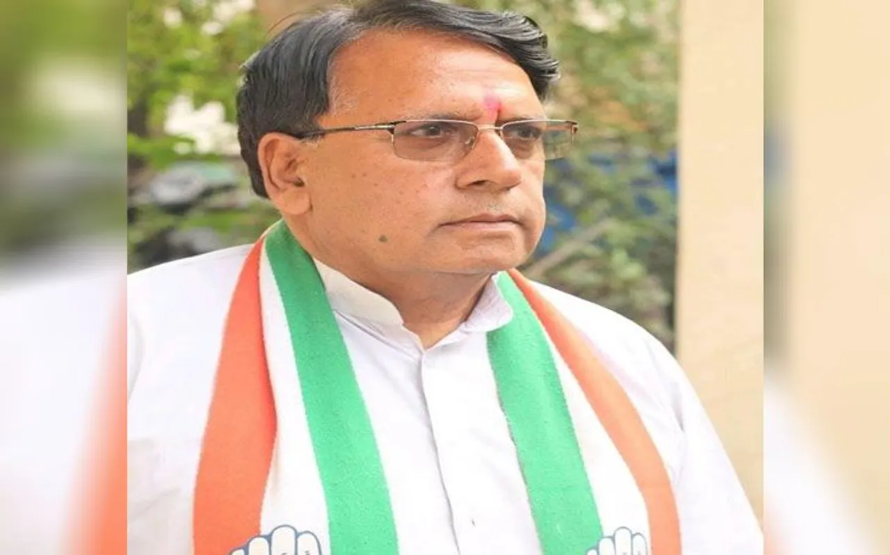 PC शर्मा ने खराब सड़कों को बताया विजयवर्गीय के गालों जैसा, हेमा की गालों की तरह बनाने का वादा