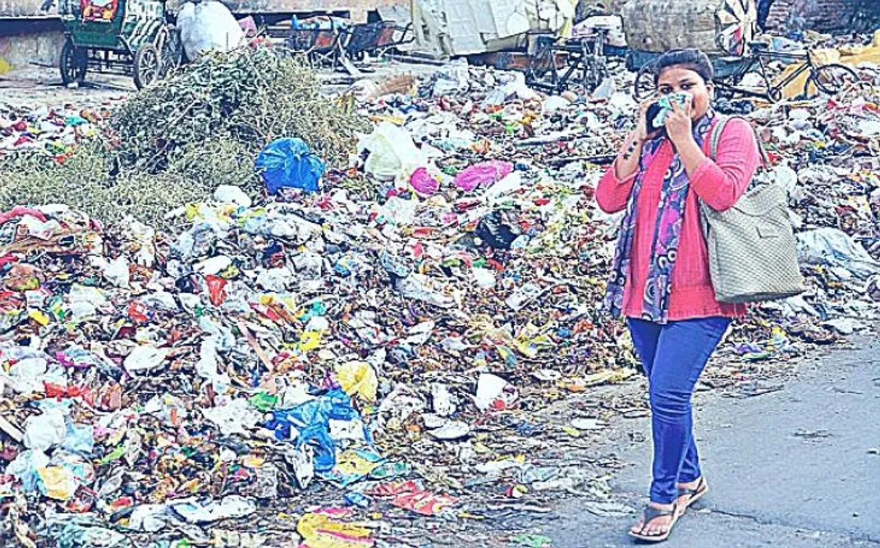 करोड़ों खर्च फिर भी कूड़े से नहीं मिली निजात, जगह-जगह लगा कचरे का अंबार
