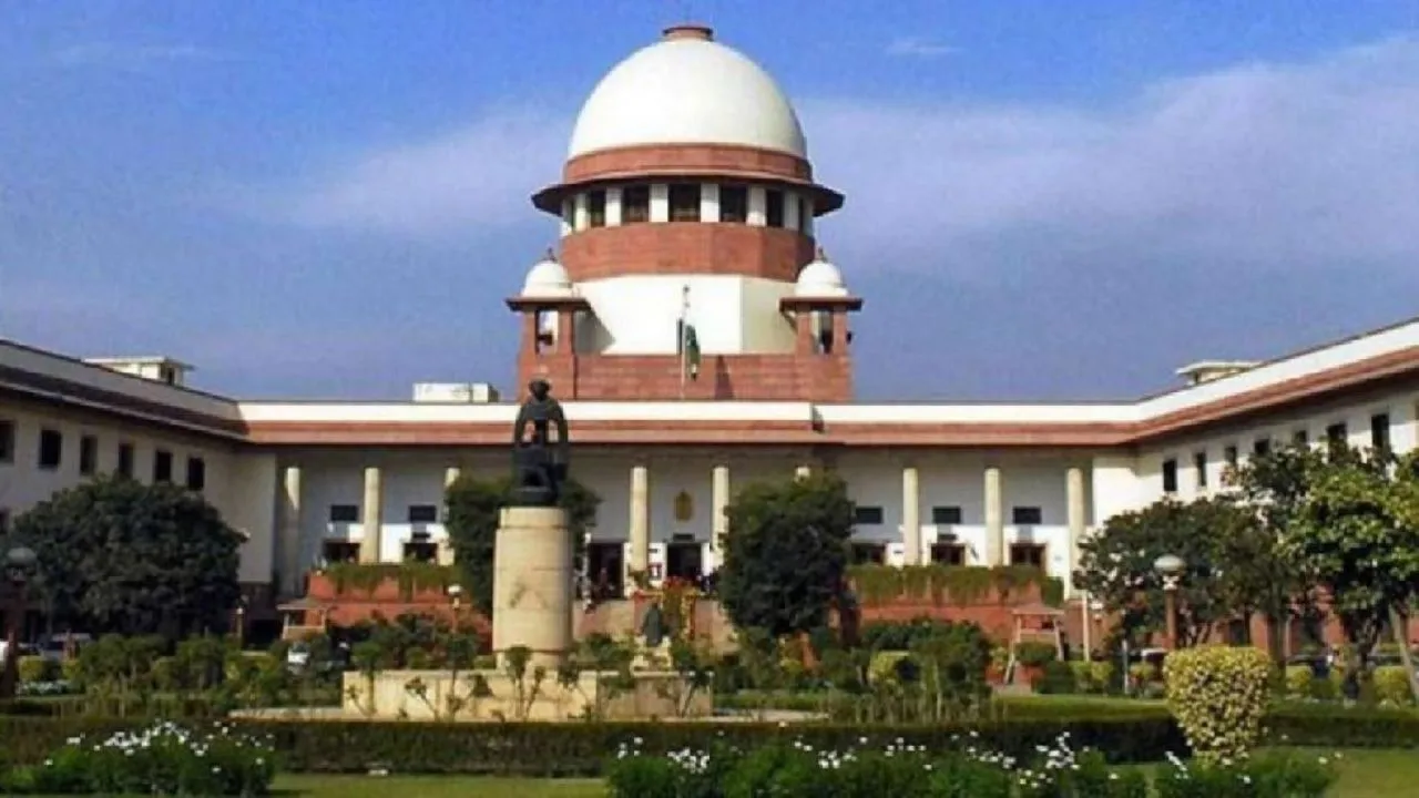 Ayodhya Case: सुप्रीम कोर्ट की संविधान पीठ ने फैसला सुरक्षित रखा, जानिए क्या होता है 'मोल्डिंग ऑफ रिलीफ'