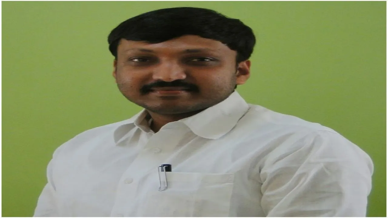 महाराष्ट्र विधानसभा चुनावः रैली के दौरान शिवसेना सांसद पर चाकू से किया हमला, हमलावर फरार