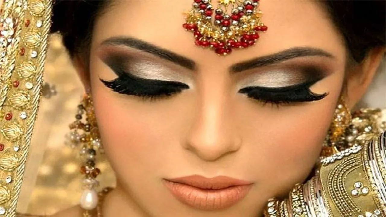 Karva Chauth 2019: करवाचौथ पर पति के सामने कैसे दिखें 'परफेक्ट', अपनाएं ये आसान टिप्स