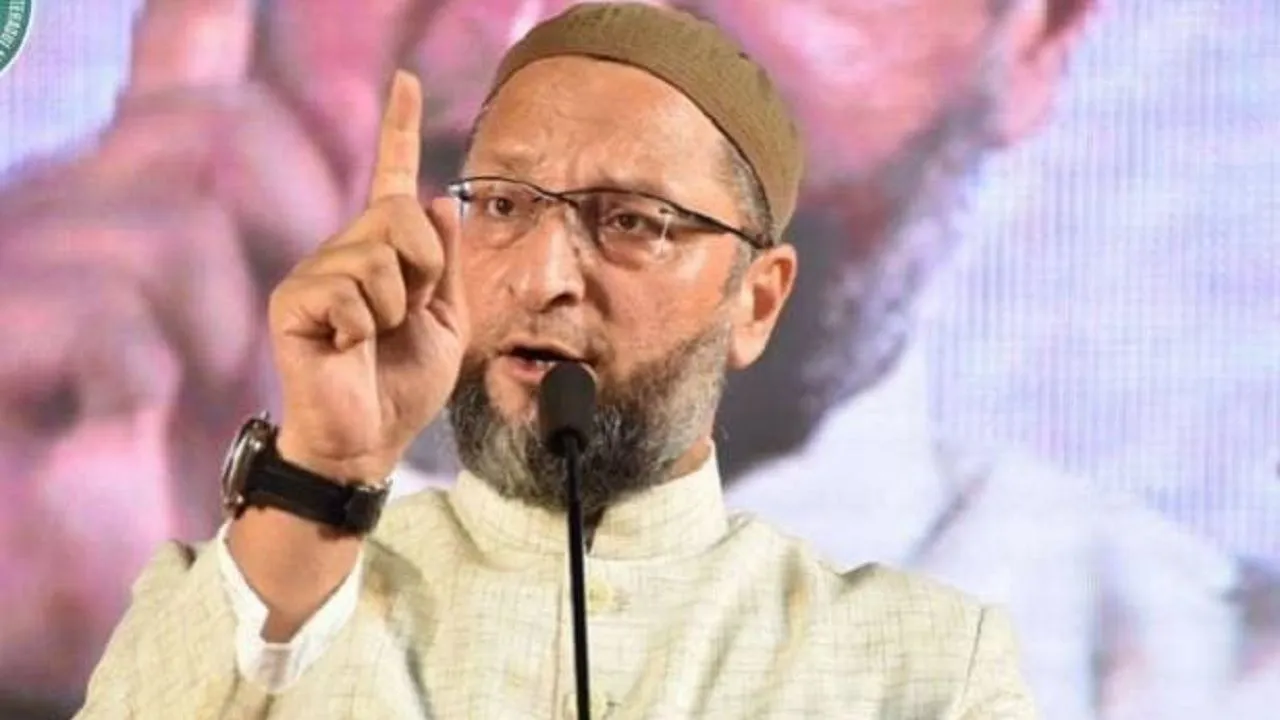 रक्तदान के बयान पर ट्रोल हुए औवेसी, एक ही दिन में 15 बोतल खून देने का किया दावा