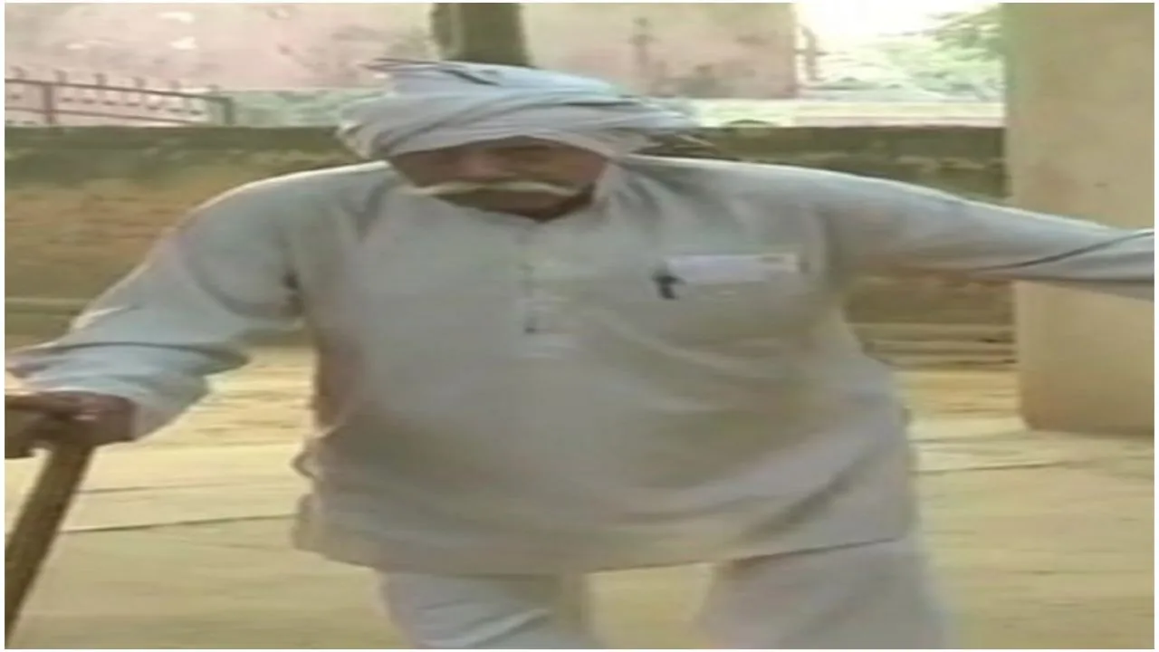 Assembly By Election 2019 LIVE- इगलास में मतदाताओं को मनाने गए सांसद को सुनाई खरी खरी