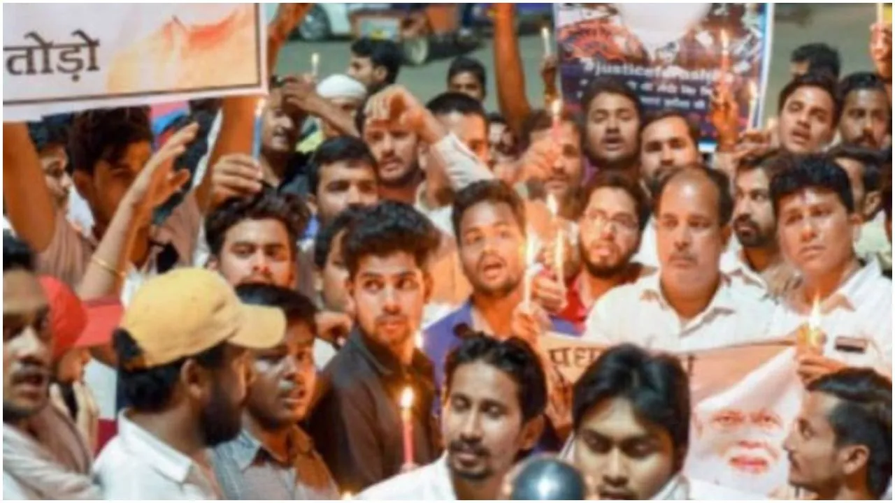 कठुआ कांड (Kathua Case) की जांच करने वाली SIT खुद फंसी, 6 सदस्‍यों पर FIR के निर्देश