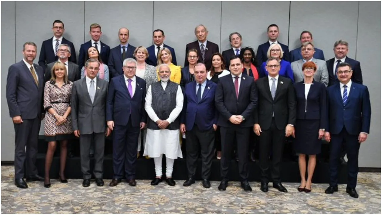 जम्‍मू-कश्‍मीर (Jammu and Kashmir) गए EU के सांसदों के बारे में आप क्‍या जानते हैं? अनुच्‍छेद 370 (Article 370) पर क्‍या है उनका रुख