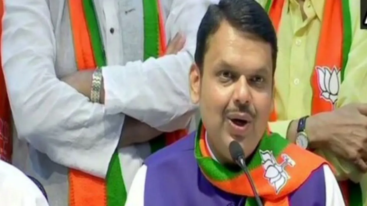 विधायक दल के नेता चुने जाने के बाद बोले देवेंद्र फडणवीस- शिवसेना संग बनेगी सरकार