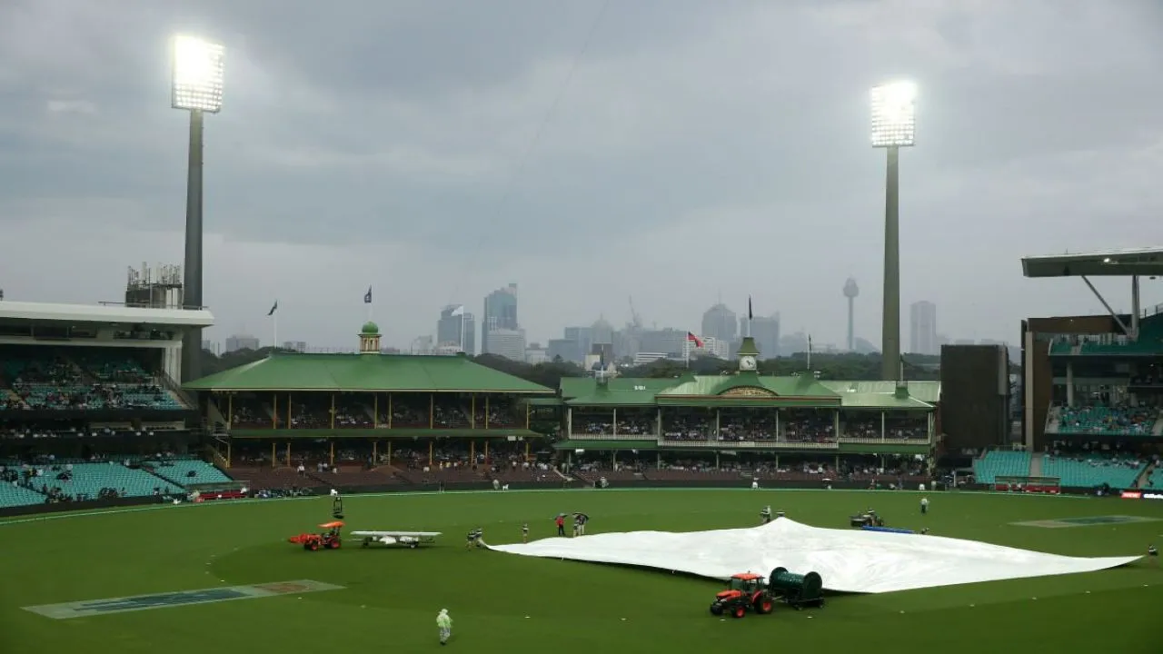 AUS vs PAK: बारिश की वजह से रद्द हुआ पहला टी20 मैच, ऐरॉन फिंच ने खेली तूफानी पारी
