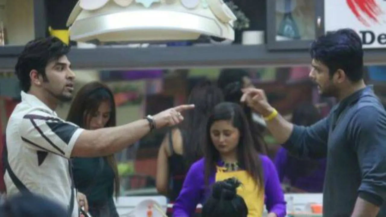Bigg Boss 13: पारस ने सिद्धार्थ शुक्ला को कहा 40 साल का बुड्ढा, तो एक्ट्रेस ने पूछा- सलमान खान क्या है