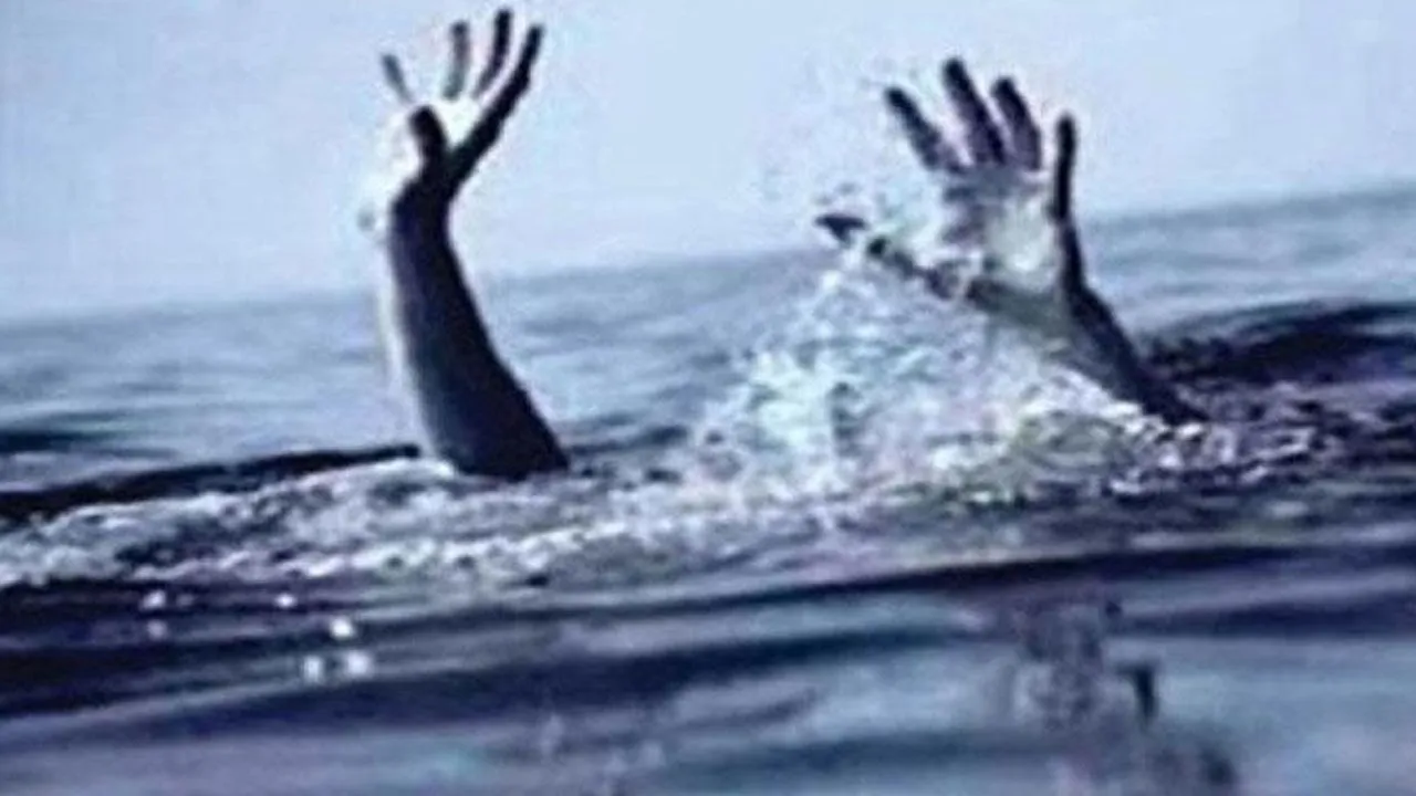 कार्तिक पूर्णिमा बना 'काल',  स्नान करने गए 20 लोगों की डूबने से मौत, तीन लापता