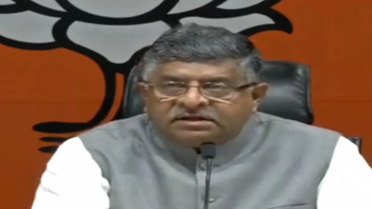 राफेल मामले पर रविशंकर प्रसाद का बयान- जिनके हाथ भ्रष्टाचार से रंगे हैं वो हम पर आरोप लगा रहे थे