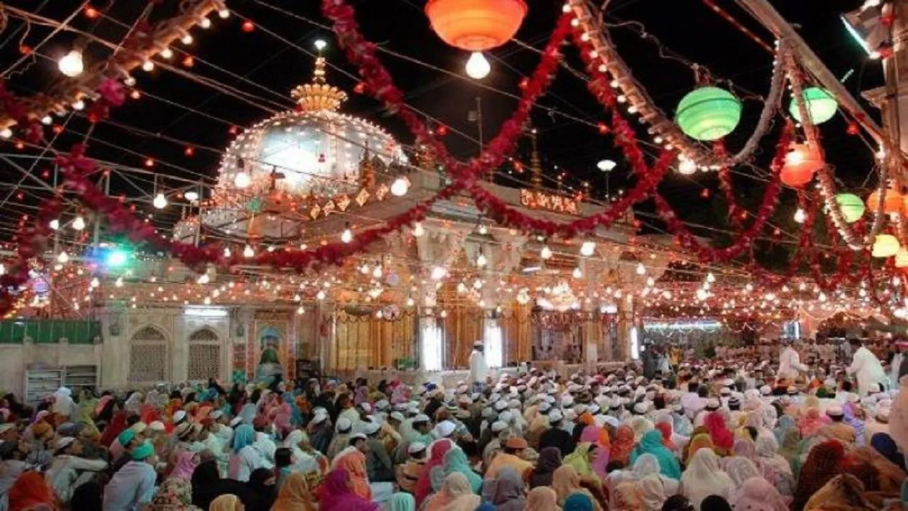 157वां उर्स के मौके पर बहादुर शाह जफर के मज़ार पर पेश होगी अजमेर की चादर