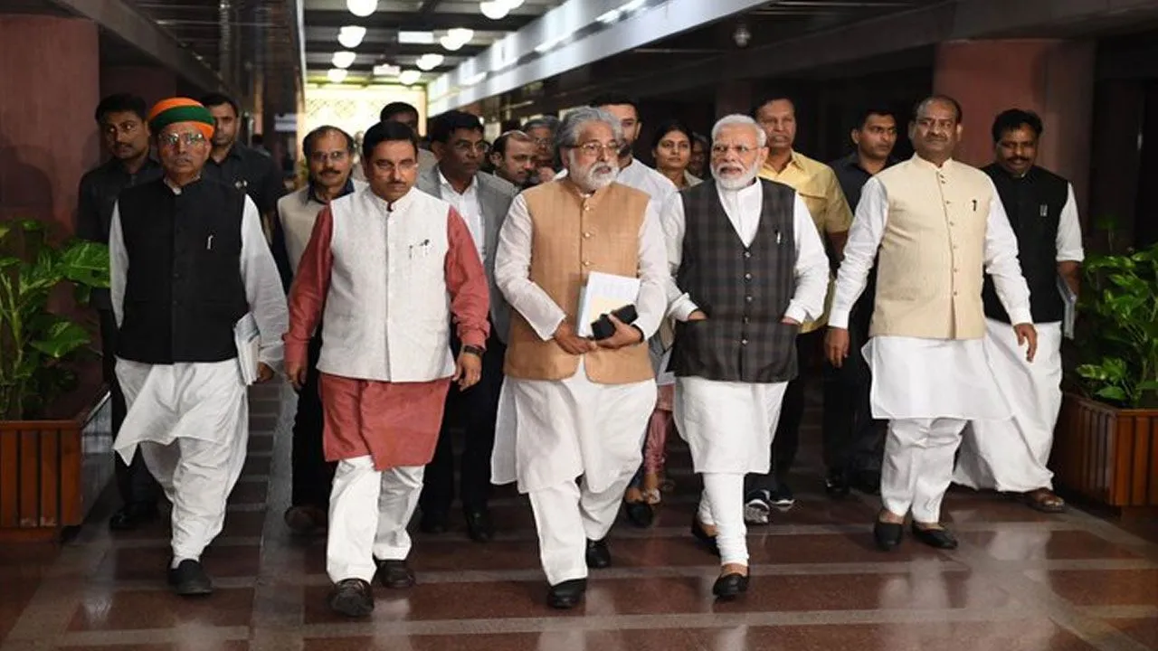 शीतकालीन सत्र से पहले हुई सर्वदलीय बैठक, विपक्ष ने की ये अहम मांग, पीएम मोदी ने कही ये बात