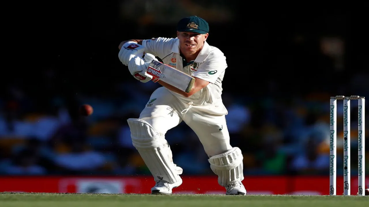 AUS vs PAK: ऑस्ट्रेलिया के जाल में फंसा पाकिस्तान, डेविड वॉर्नर ने जड़ा 22वां टेस्ट शतक
