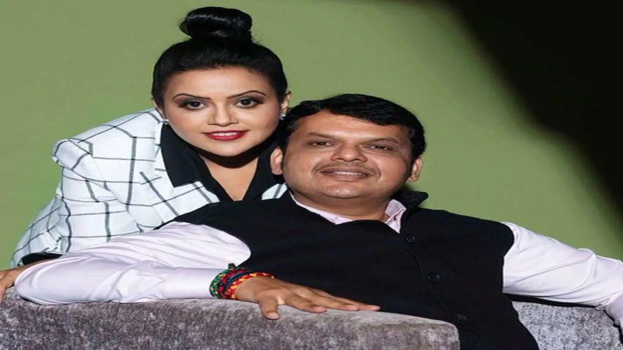 देवेंद्र फडणवीस की पत्नी करती हैं ये काम, महाराष्ट्र के सीएम के बारे में कही ये प्यारी बातें