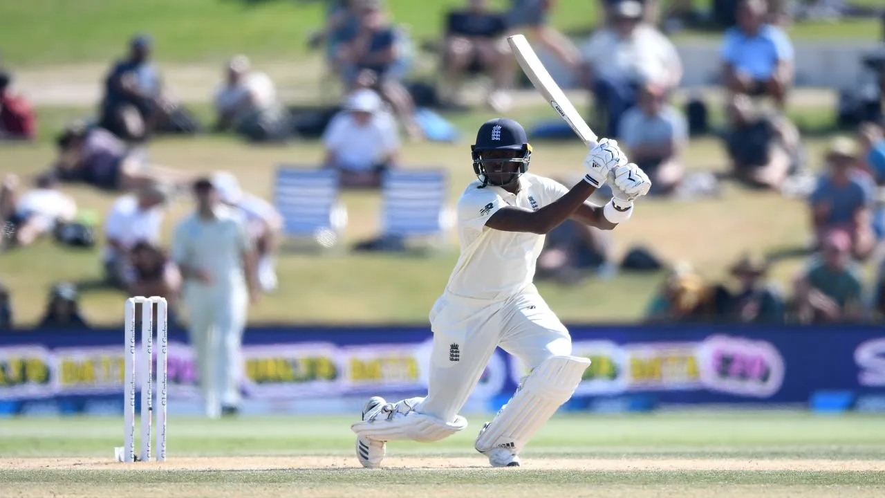 NZ vs ENG: इंग्लैंड के तेज गेंदबाज जोफ्रा आर्चर पर नस्लीय टिप्पणी के बाद न्यूजीलैंड सतर्क, दूसरे टेस्ट में बढ़ाई जाएगी सुरक्षा