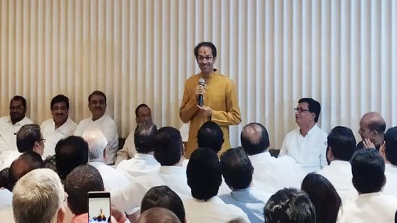 शपथ ग्रहण के थोड़ी देर बाद उद्धव ठाकरे करेंगे कैबिनेट बैठक, ले सकते हैं ये बड़े फैसले