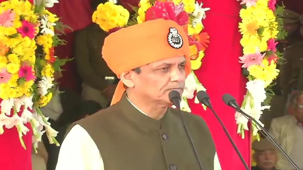 मोदी सरकार का बड़ा फैसला, शहीद परिजनों को दिल्ली में मिलेगा सस्ता मकान, 30 लाख का बीमा