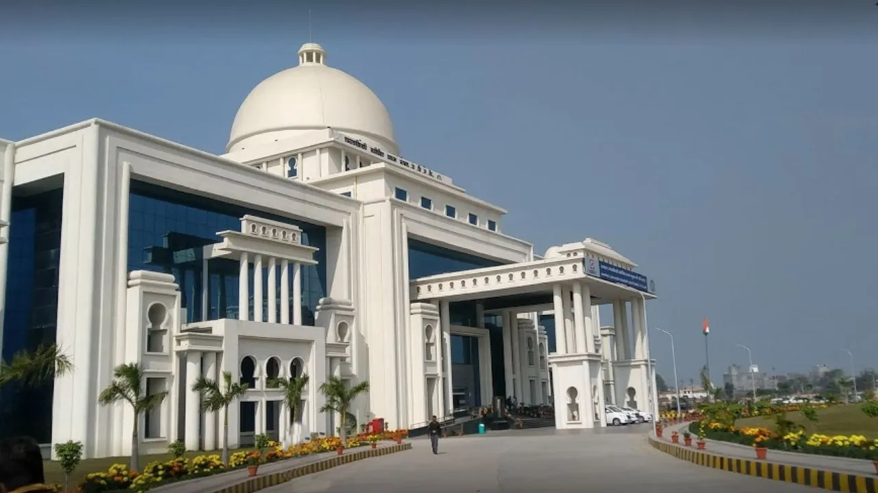 स्वच्छ कैंपस रैकिंग 2019 : देश का सबसे साफ सुथरा कैंपस बना AKTU
