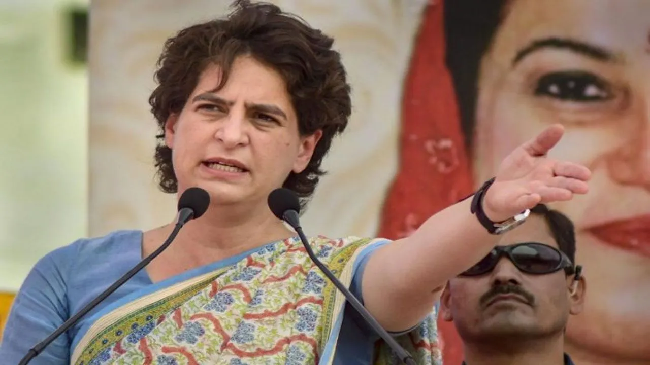प्रियंका गांधी का मोदी सरकार पर वार, कहा- संविधान और छात्र पर हमला कर रही सरकार