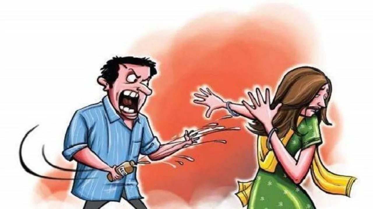 बेंगलुरू में महिला बस कंडक्टर पर बदमाशों ने किया एसिड से हमला