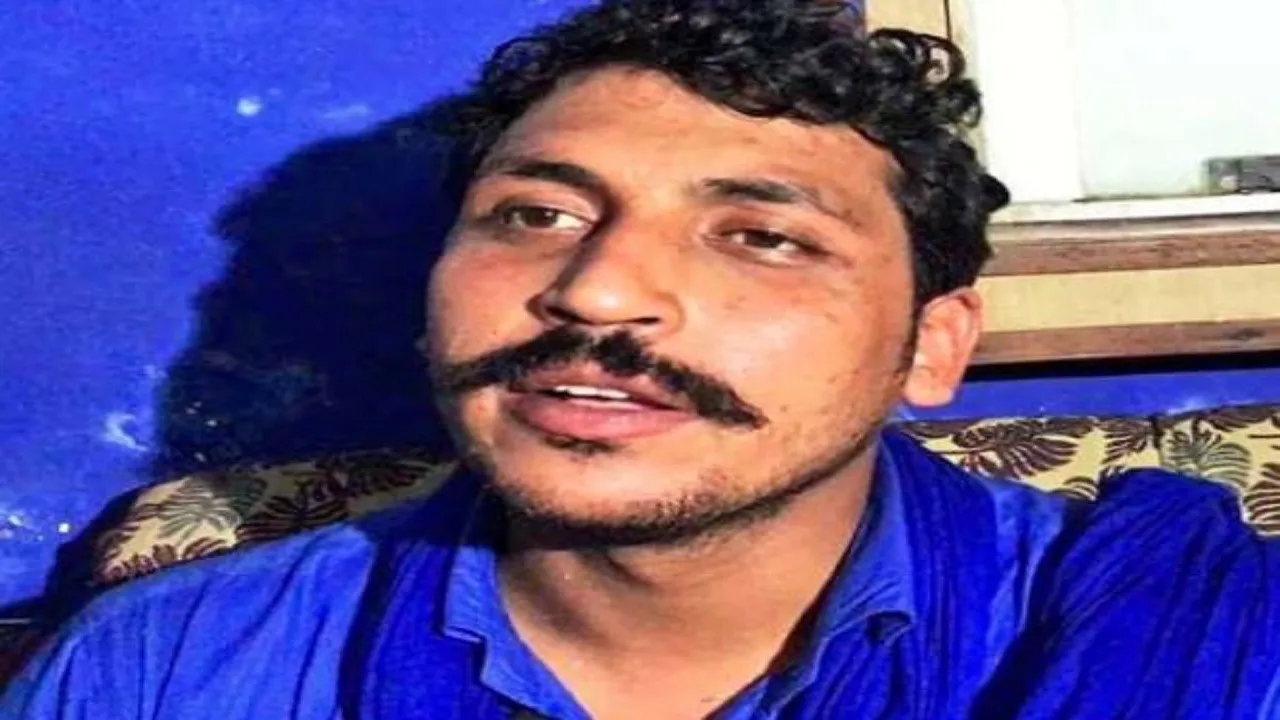 भीम आर्मी प्रमुख चंद्रशेखर को पुलिस ने लिया हिरासत में, जामा मस्जिद के बाहर कर रहे थे विरोध प्रदर्शन