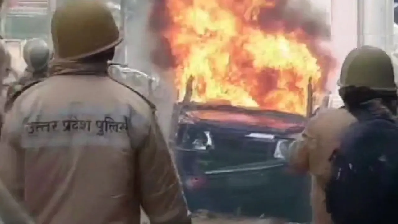 कानपुर में CAA प्रदर्शन के दौरान 11 प्रदर्शनकारी जख्मी, कई को लगी पुलिस की गोली