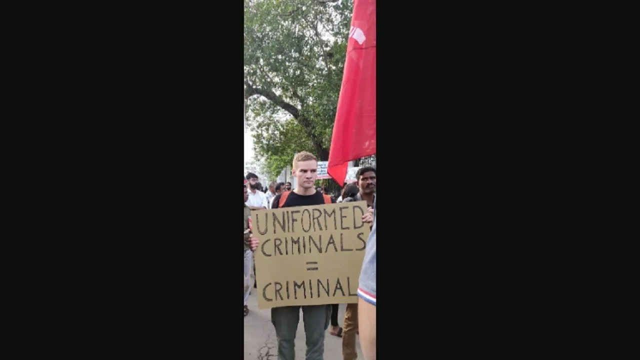CAA के खिलाफ प्रदर्शन करने पर जर्मनी के छात्र को दिखाया गया भारत के बाहर का रास्ता