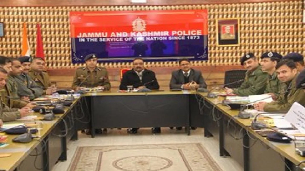 J&K DGP दिलबाग सिंह ने हाई लेवल सुरक्षा समीक्षा बैठक की अध्यक्षता की, दिए ये जरूरी निर्देश