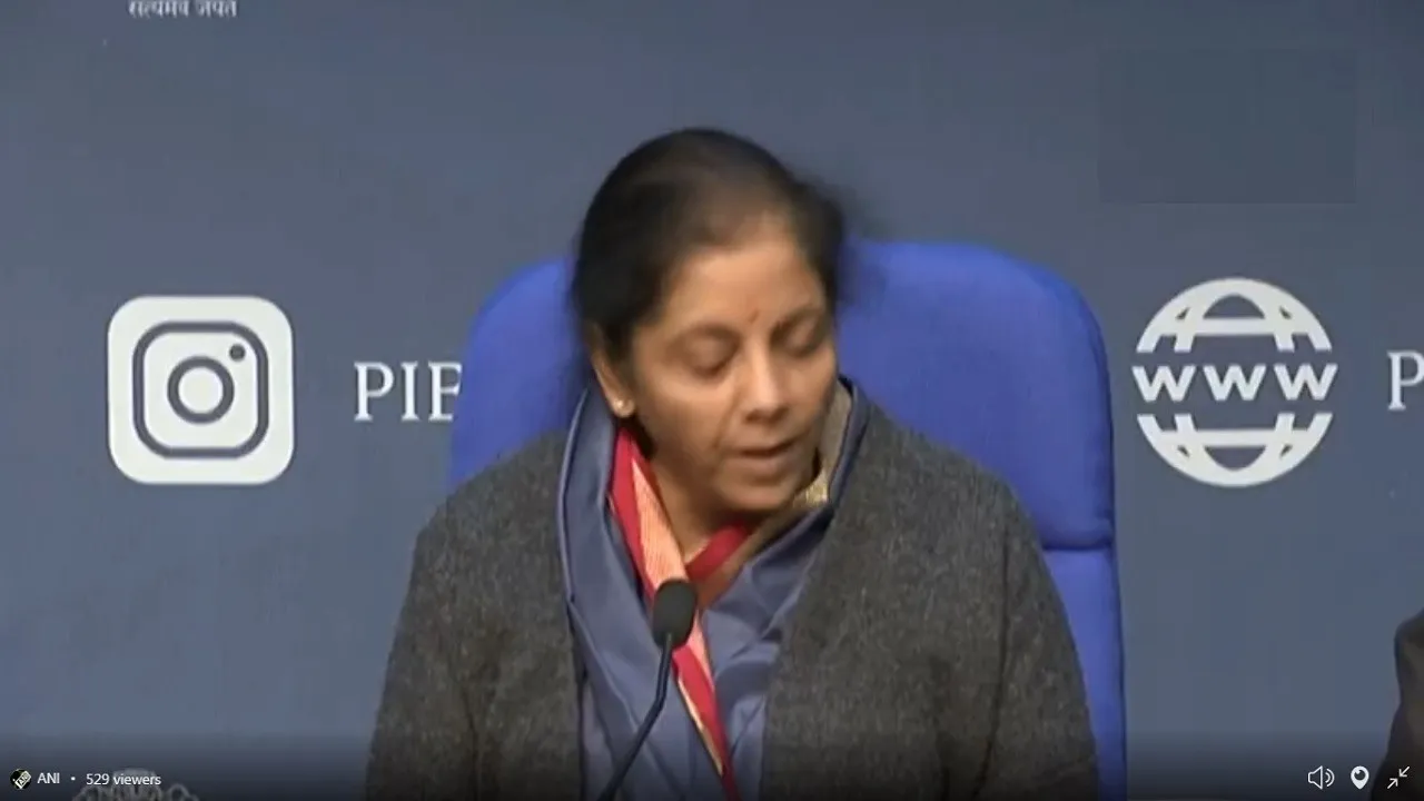 वित्त मंत्री की बड़ी घोषणा, इन्फ्रा प्रोजेक्ट के लिए 5 साल में 102 लाख करोड़ खर्च करेगी सरकार