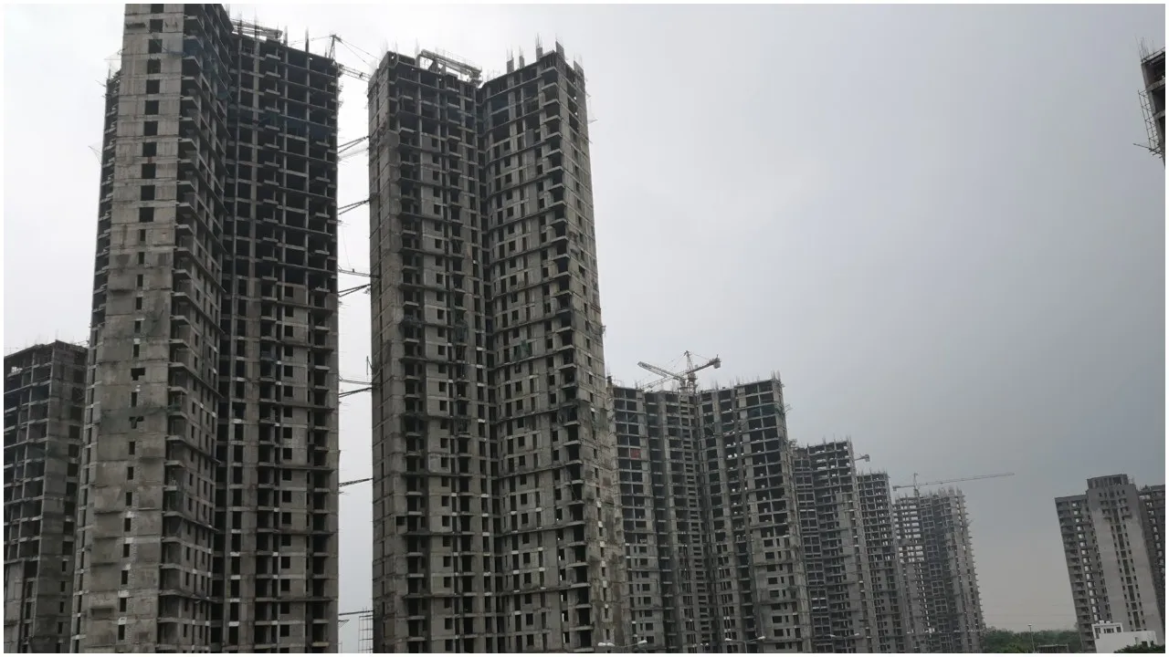 दिल्‍ली-एनसीआर में सपनों के घर का इंतजार कर रहे 75 हजार खरीदार