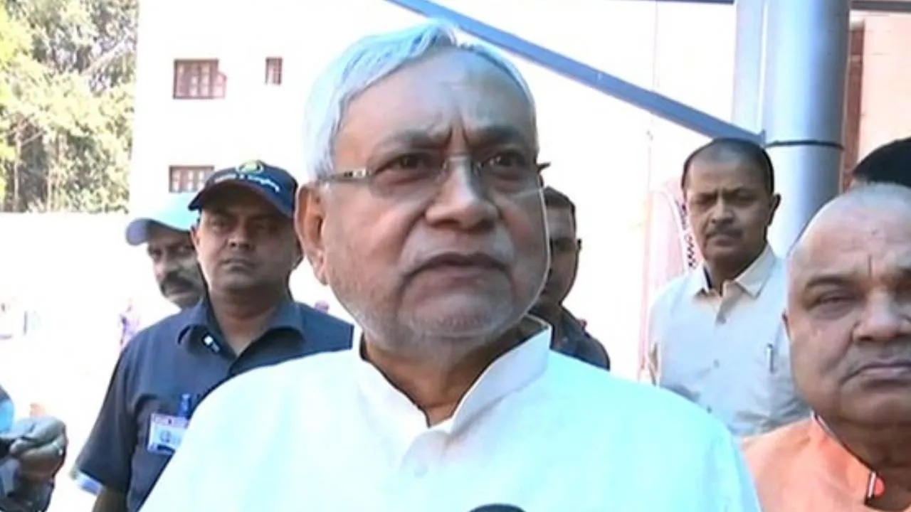 सीएम आवास में भूत छोड़कर गए थे लालू यादव, नए साल पर नीतीश कुमार ने सुनाया किस्सा