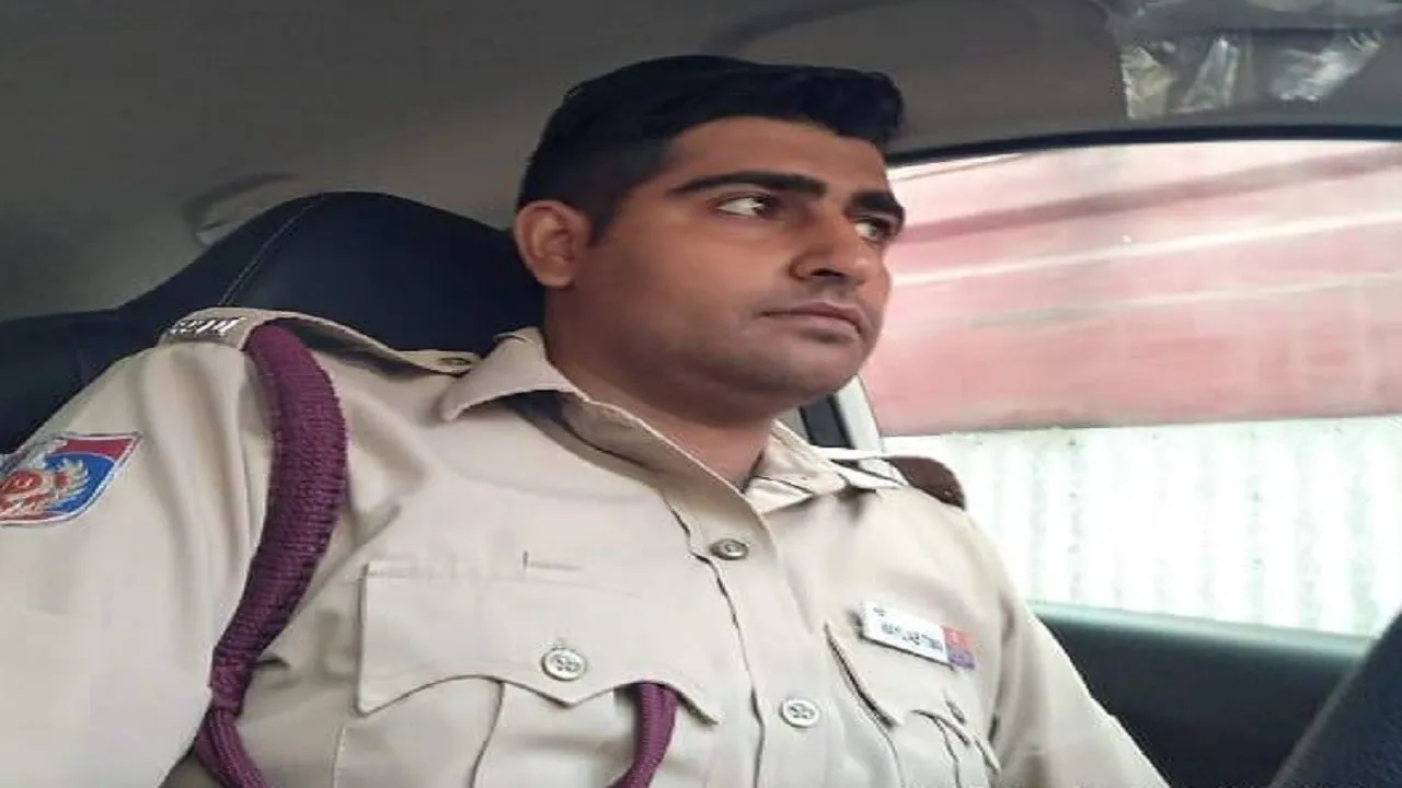 दिल्ली सरकार फायरकर्मी मृतक अमित बालियान के परिवार को देगी 1 करोड़ रुपये