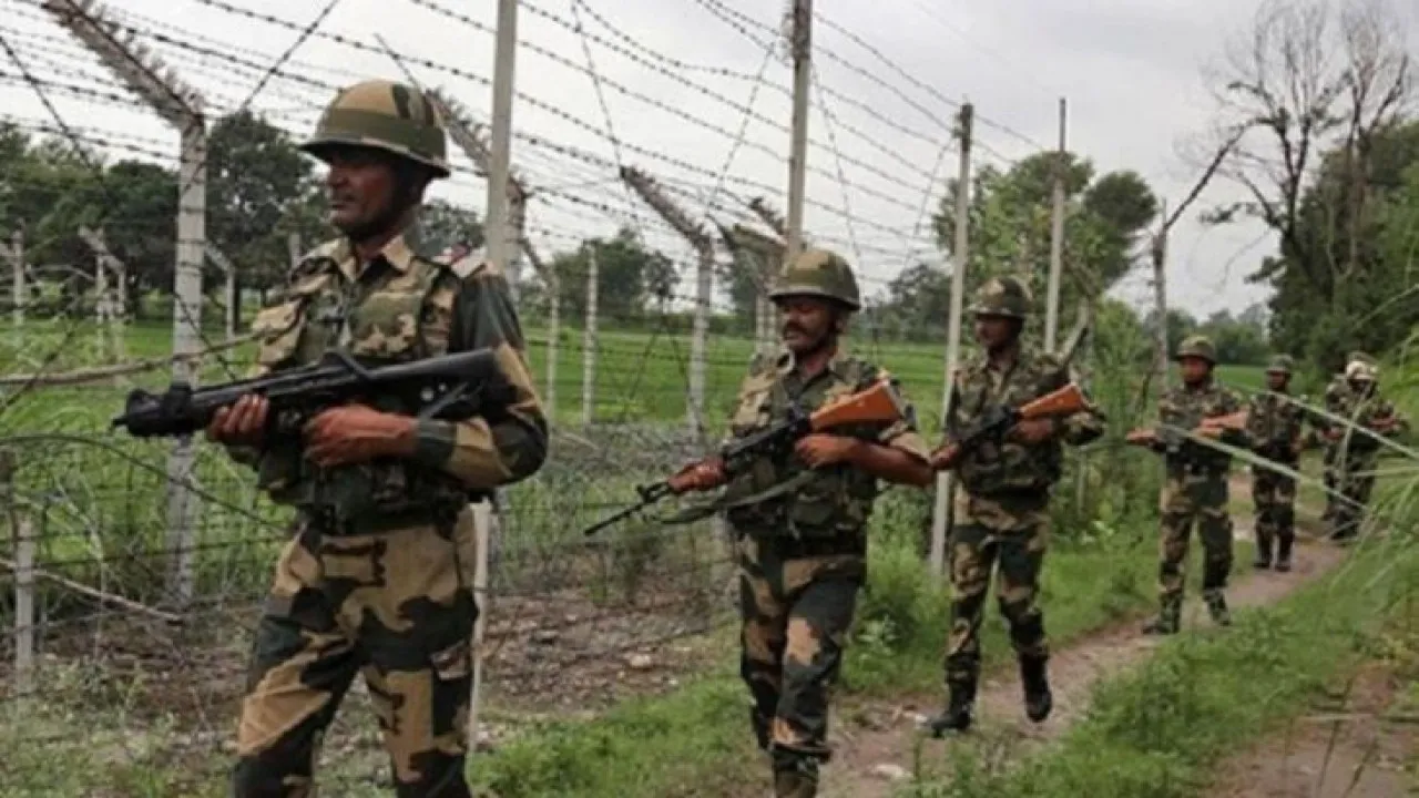 CAA और NRC के डर से रात के अंधेरे में भाग रहे हैं बांग्‍लादेशी