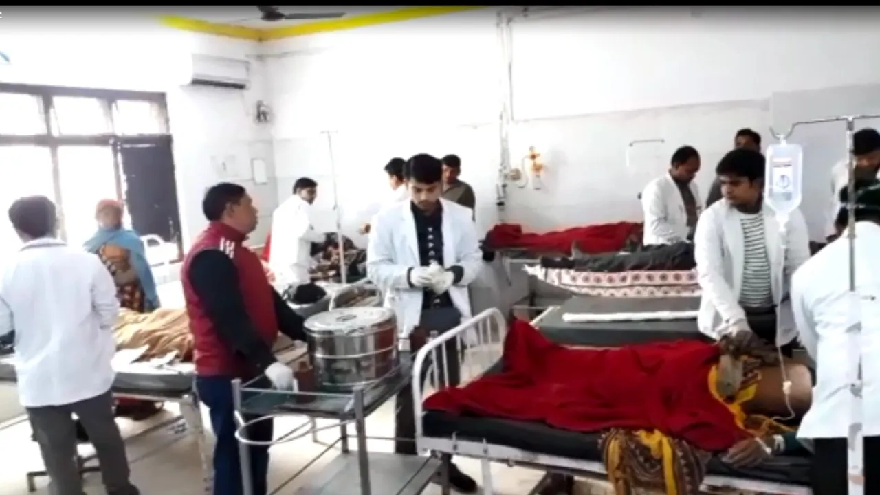 झांसी में दीवार गिरने से 15 मजदूर दबे, 5 की हुई मौत