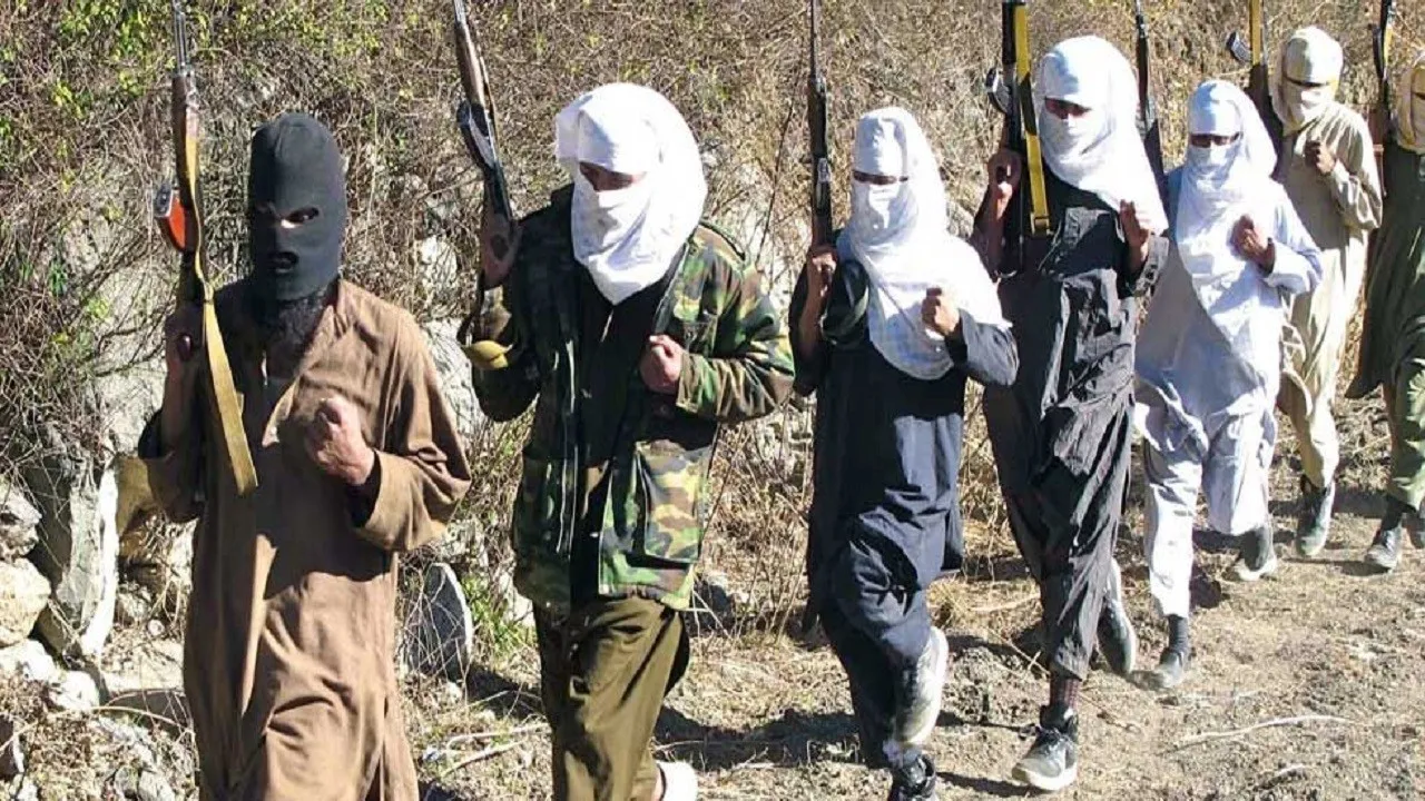 जम्मू कश्मीर पर आतंकियों की बुरी नजर, श्रीनगर के हबाक चौक पर Terrorist ने किया ग्रेनेड अटैक