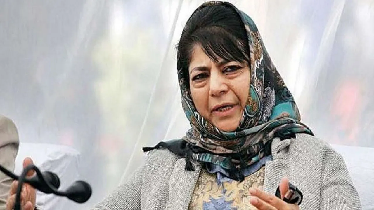 PDP के वरिष्ठ नेता बेग का आरोप- महबूबा मुफ्ती के भड़काऊ बयानों से जम्मू-कश्मीर के साथ ऐसा हुआ