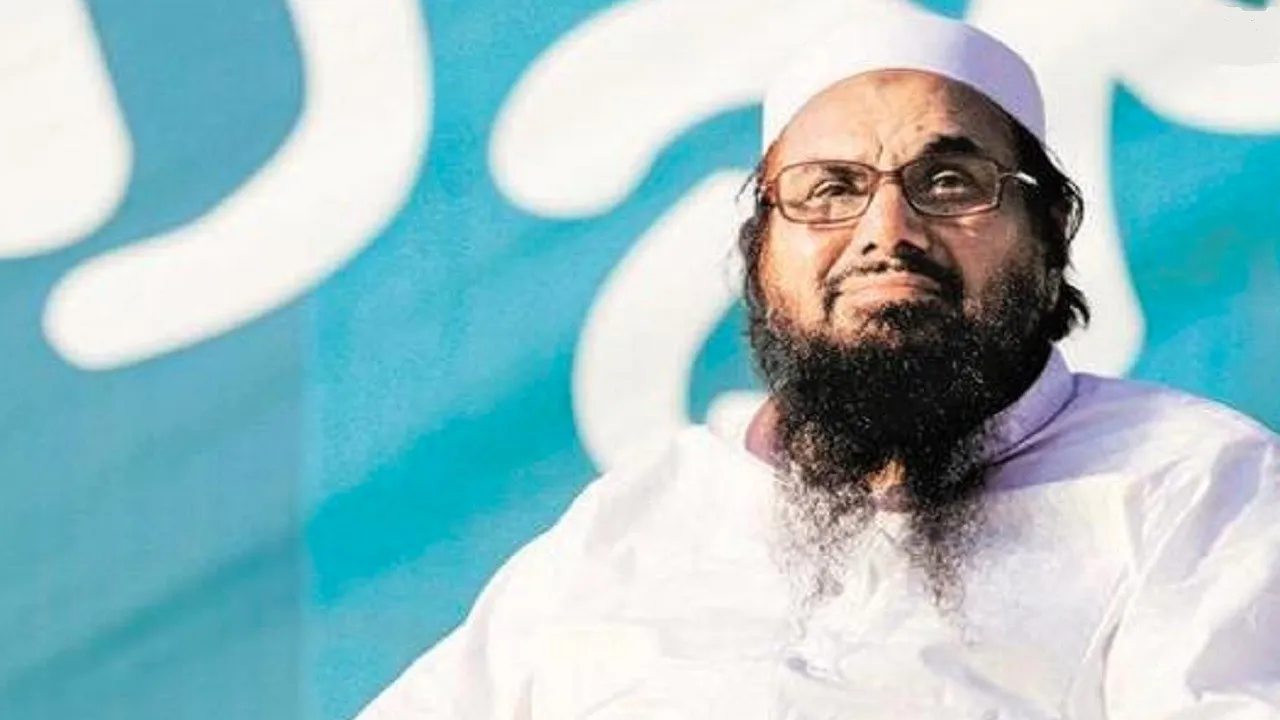 भारत के गुनहगार हाफिज सईद के खिलाफ आतंकी फंडिंग मामलों में समन जारी