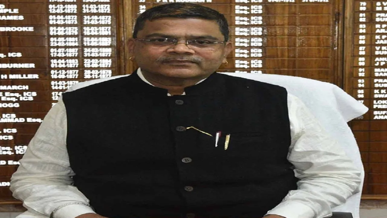 मंडला के कलेक्टर ने नागरिकता संशोधन कानून के खिलाफ कही ये बड़ी बात, राज्यपाल से हुई शिकायत