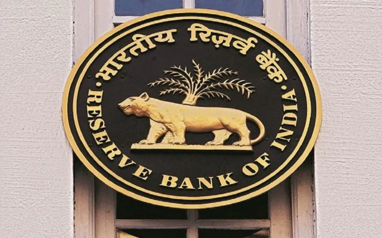 RBI ने बैंकों से ग्राहकों को अपने कार्ड को ‘स्विच ऑफ, स्विच ऑन’ की सुविधा देने को कहा