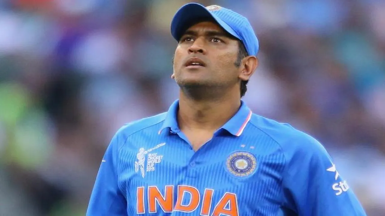 BCCI ने धोनी को पहले ही बता दिया था, कॉन्ट्रैक्ट लिस्ट से आप हैं OUT:सूत्र