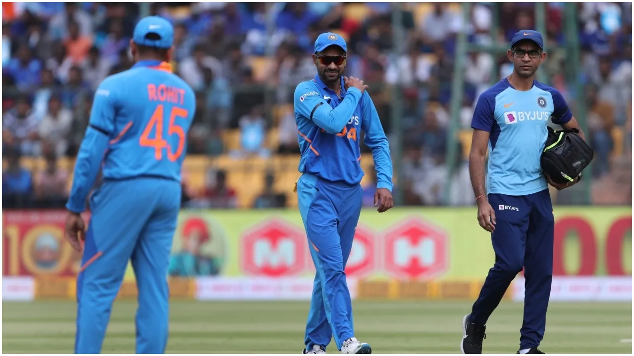 IND Vs AUS : शिखर धवन का एक्‍सरे हुआ, सलामी बल्‍लेबाजी के लिए नहीं आएंगे, जानिए अब क्‍या होगा
