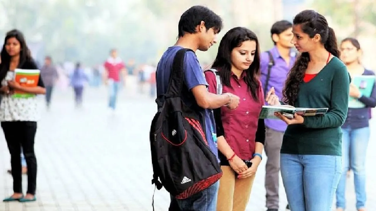 Uttar Pradesh Board Exam 2020: 10वीं परीक्षा के लिए तारीखों का ऐलान, इस दिन से हो रही शुरू