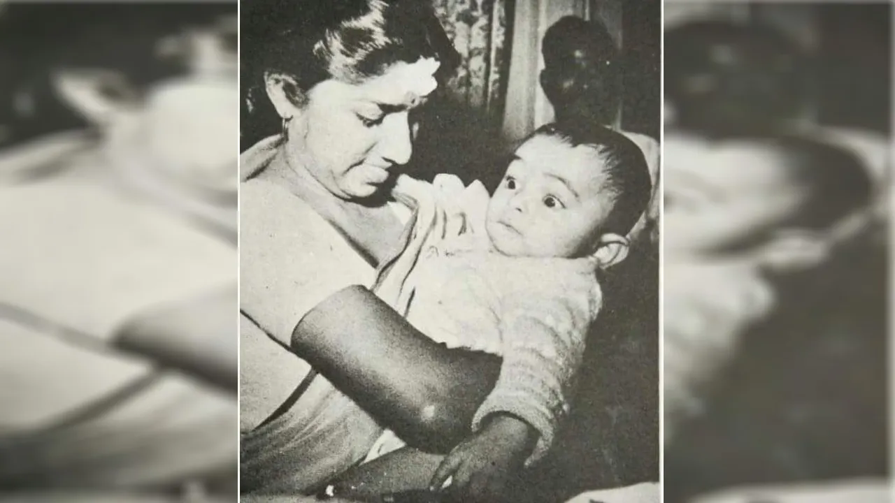 PHOTO: स्वर कोकिला की गोद में नजर आए नन्हें ऋषि कपूर, लिखा इमोशनल पोस्ट