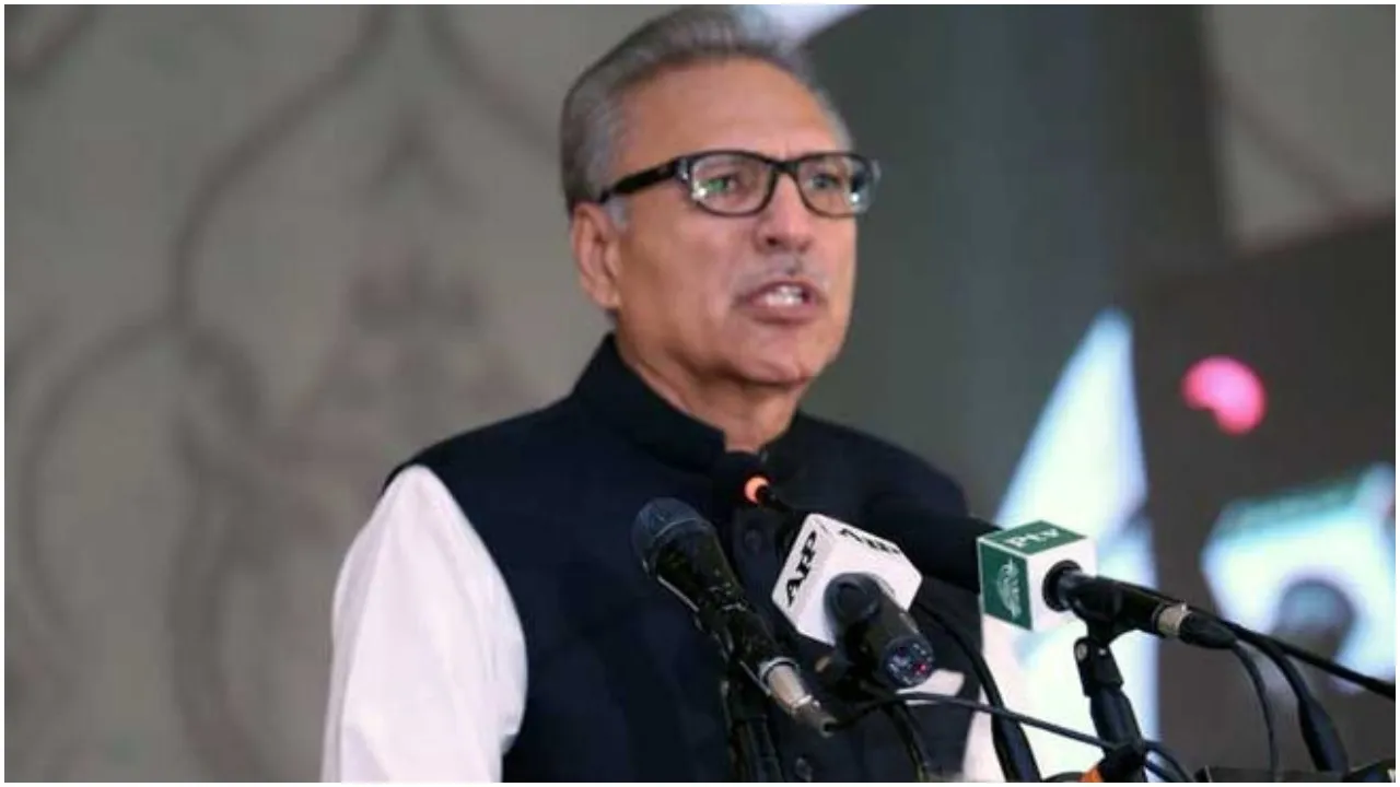 कोरोना वायरसः ट्वीट कर ट्रोल हुए पाक राष्ट्रपति, छात्र रोते हुए बोले-बचाओ