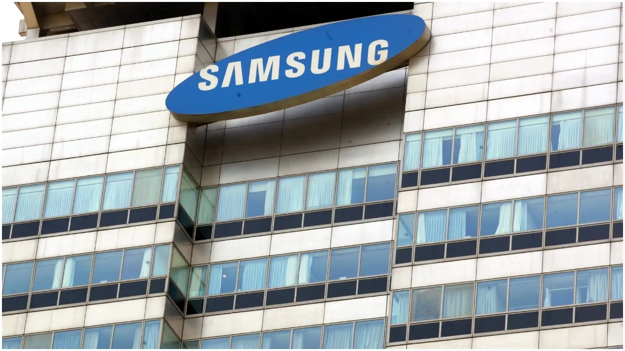 सैमसंग (Samsung) का फोल्डेबल फोन गैलेक्सी जेड फ्लिप ऑनलाइन लीक