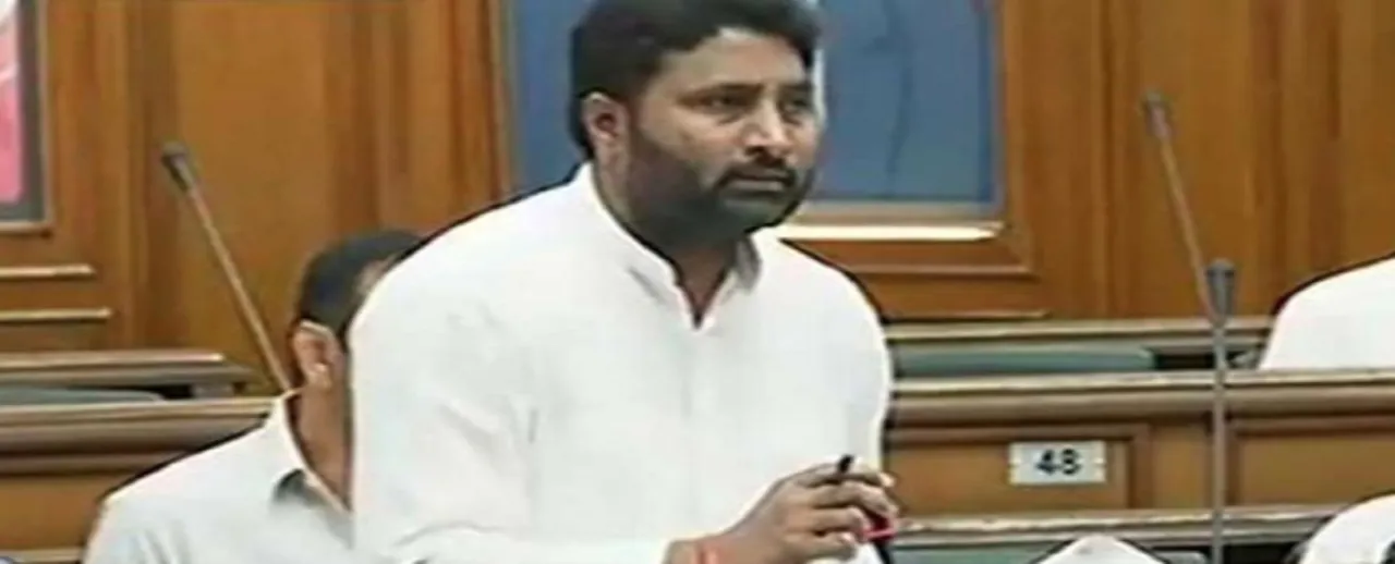 दिल्ली हाईकोर्ट ने आप नेता के खिलाफ याचिका खारिज की, एक अन्य मामले में ईसी से मांगा जवाब