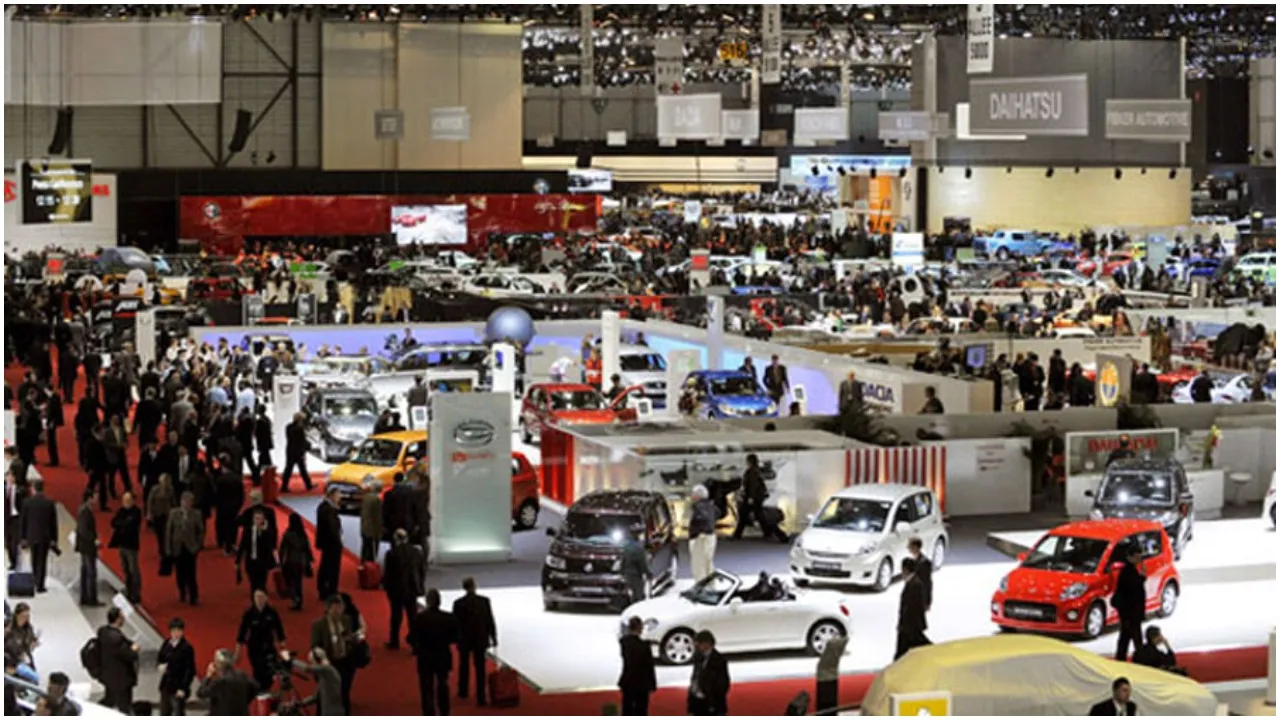 Auto Expo 2020: KIYA, MG, TATA, Maruti और Hyundai ने दिखाया कारों का जलवा