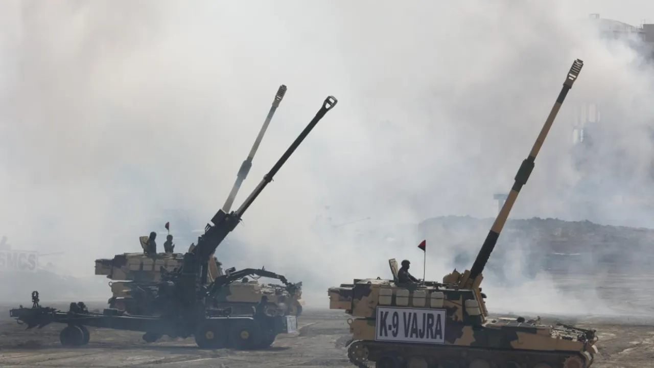 Defence Expo 2019 : लखनऊ की आबो हवा में भी दिख रहा है जोश