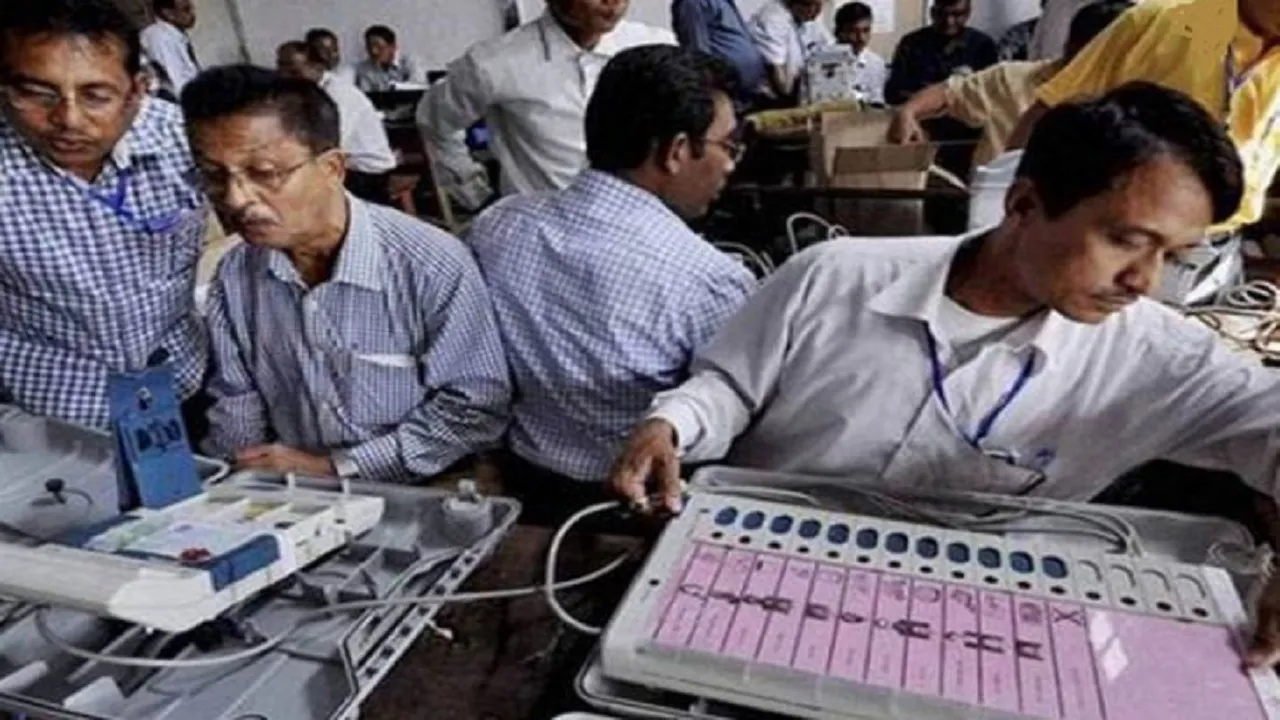दिल्ली चुनाव: सभी चुनावों से पहले EVM बन जाता है सबसे बड़ा 'खलनायक', क्या इस बार भी ऐसा होगा?